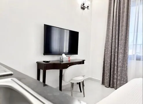 Al Manara Classic Deluxe Studio Dubai Apartment